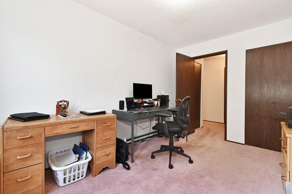 listing image 1103682048812593801