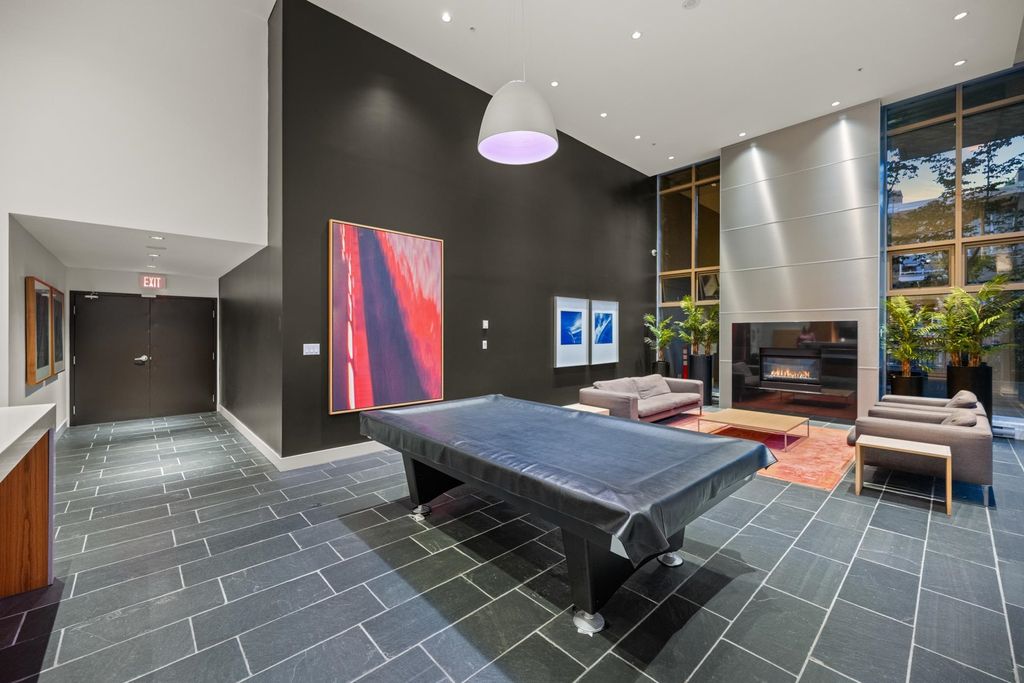 listing image 1107923090904505181