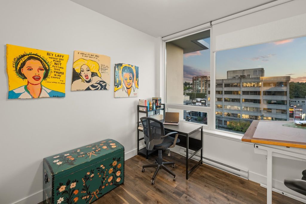 listing image 1109685801087963603