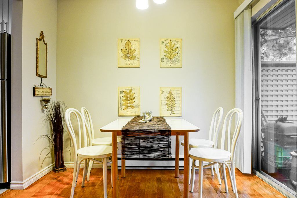 listing image 1102780283317857961