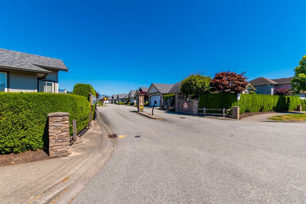 listing image 1102588356932976841