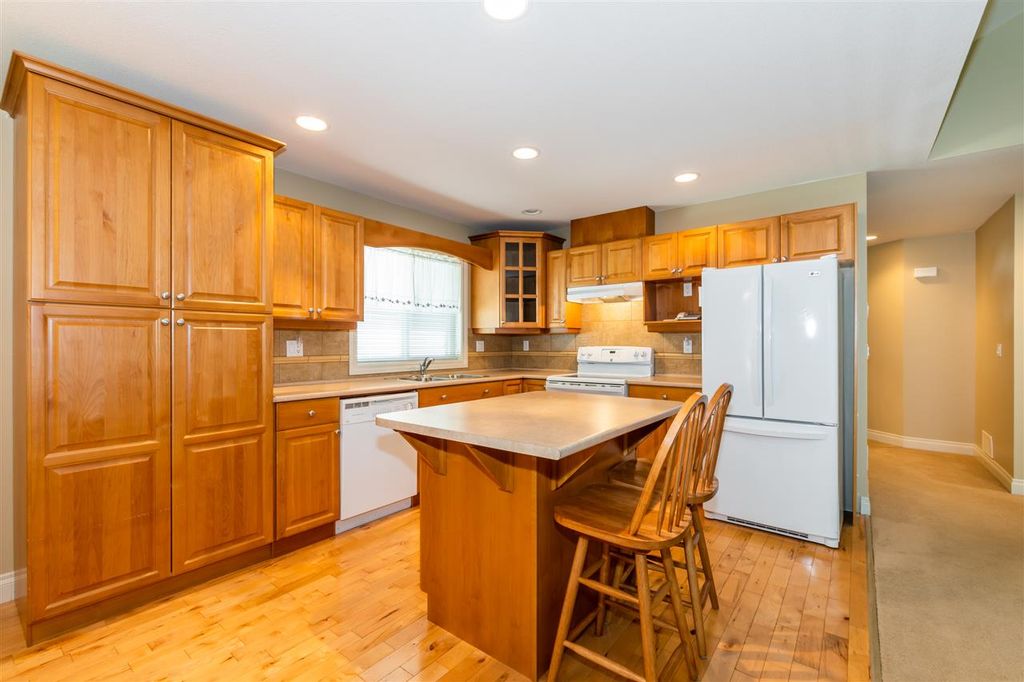 listing image 1105036242601142610