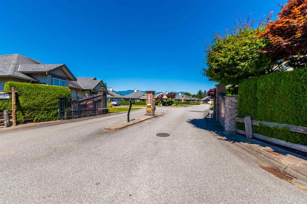 listing image 1101567883458170398