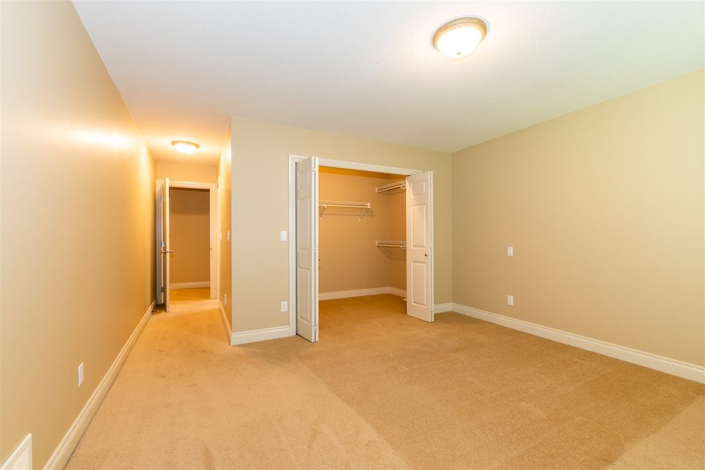 listing image 1100253583265386170