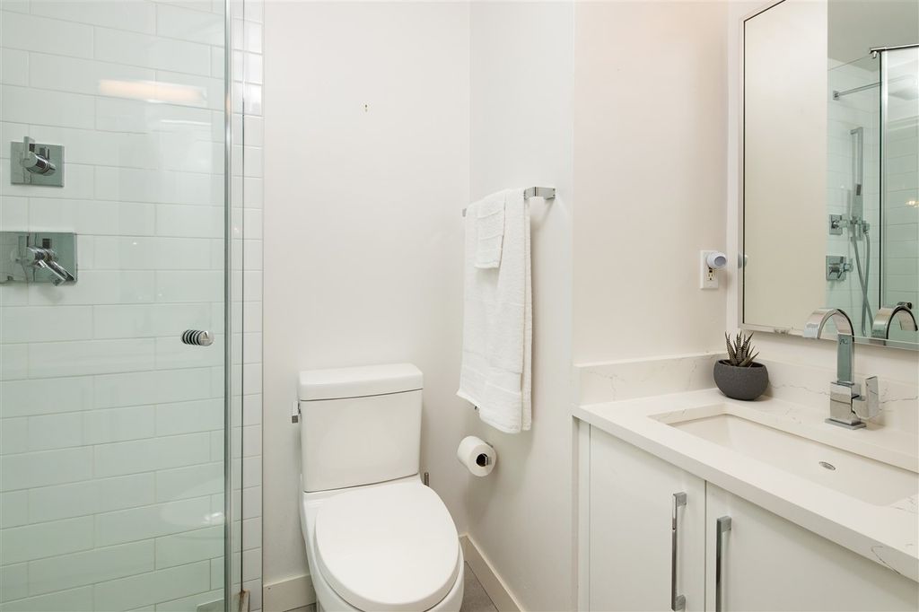 listing image 1109762780345075446