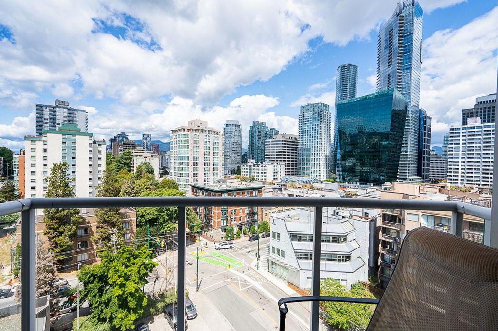 listing image 1107075671836354590