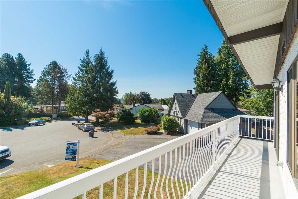 listing image 1103233116820910336