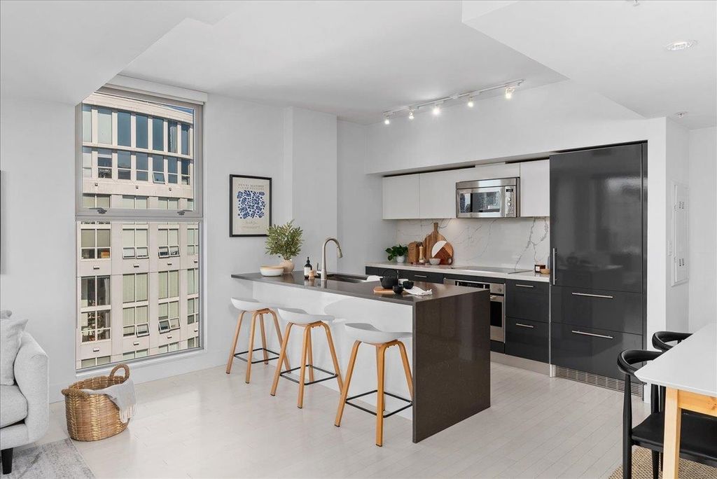 listing image 1107394848644965453