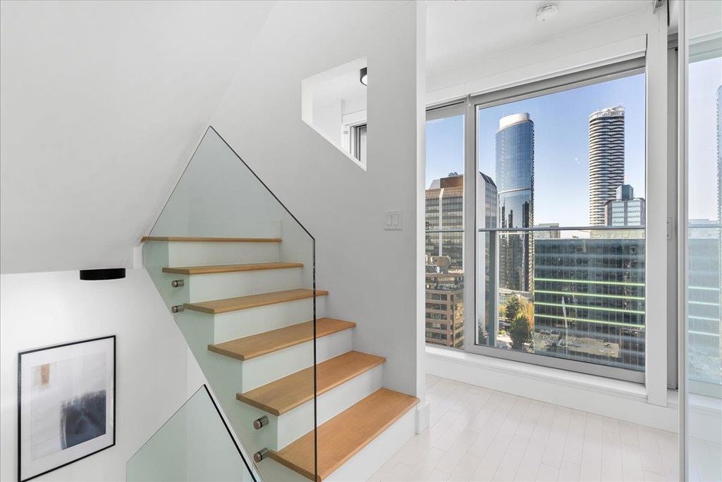 listing image 1104087989489964441