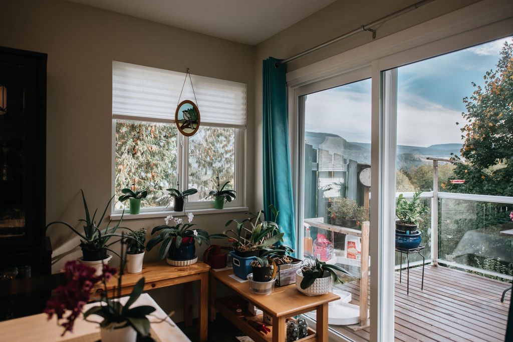 listing image 1104745179718567799
