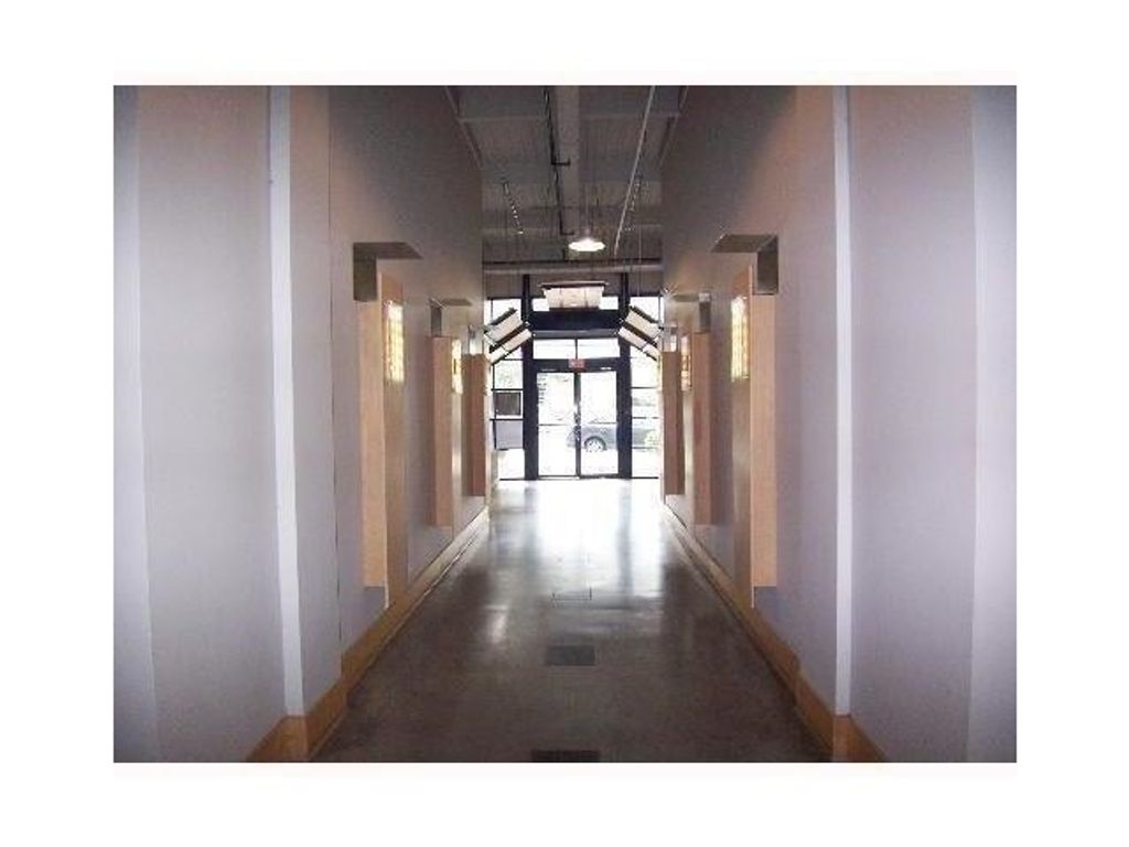 listing image 1102715652765371837