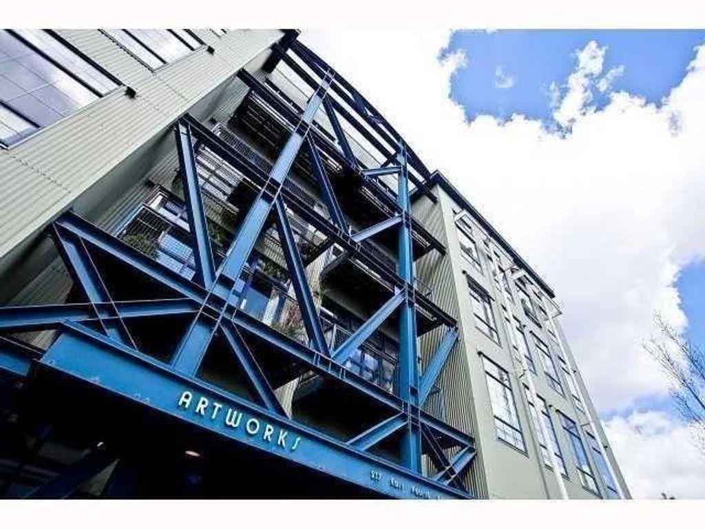 listing image 1108260605636244414