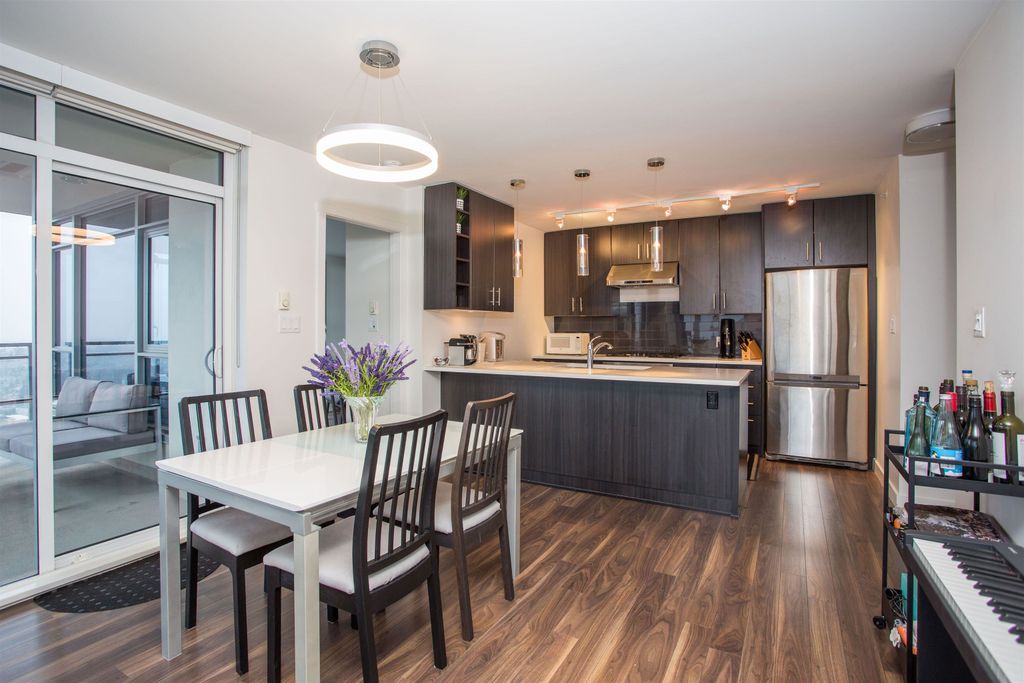 listing image 1107339335397476856