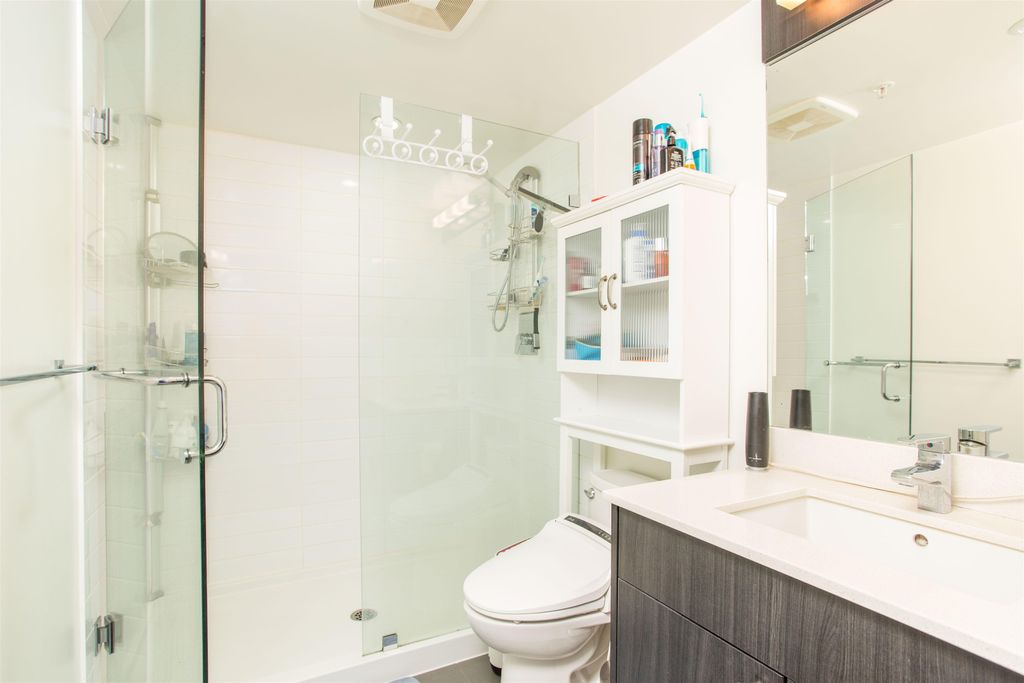 listing image 1102106432151211781