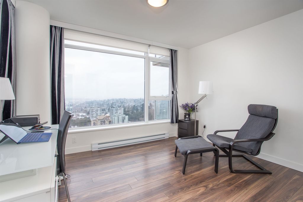 listing image 1107329658028310749