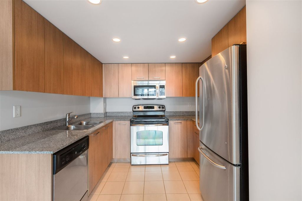 listing image 1106029791995254818