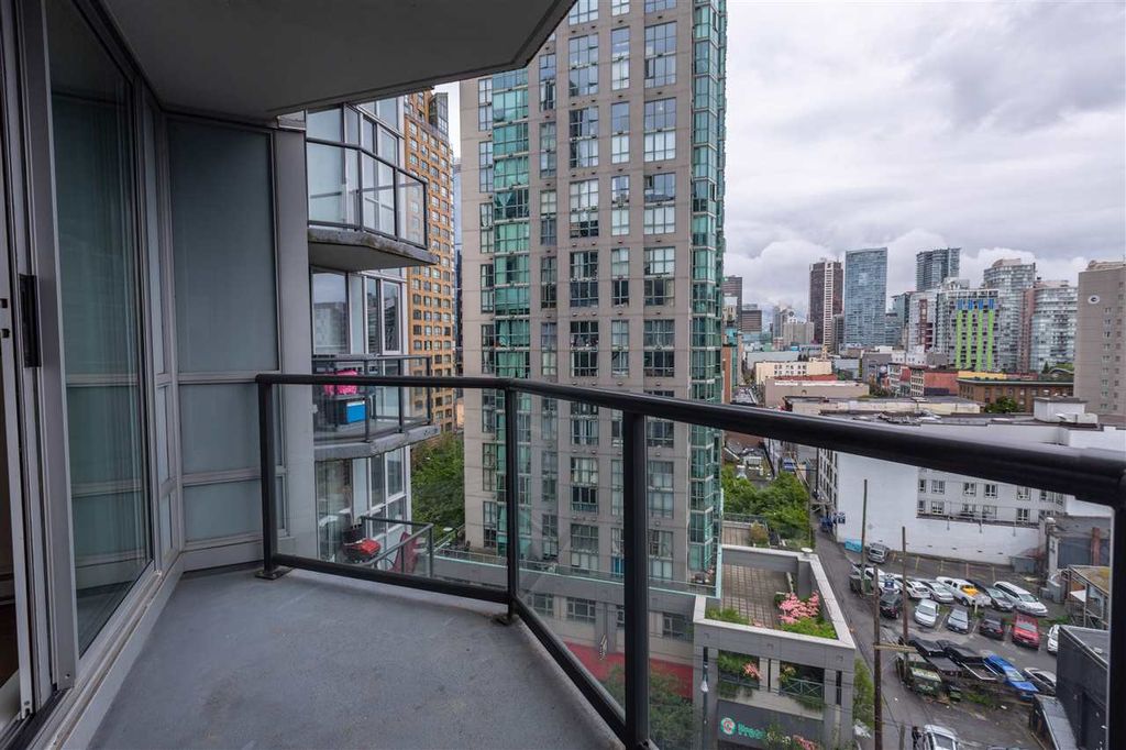 listing image 1109019697423427475