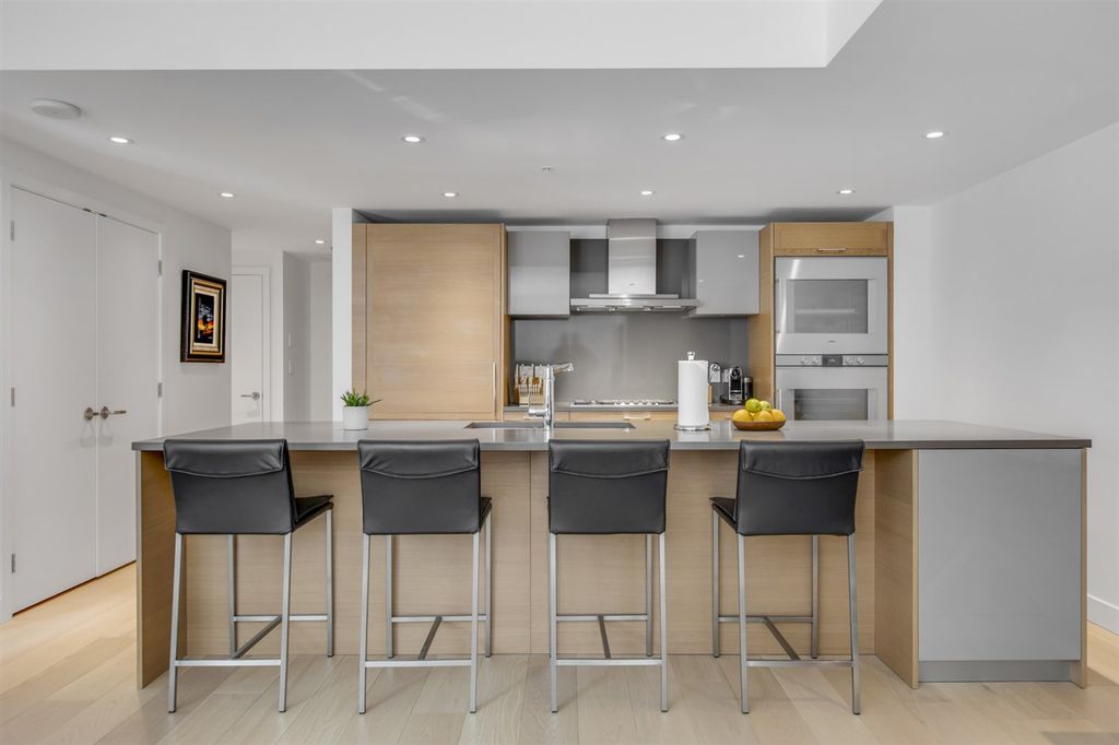 listing image 1105480494069330295