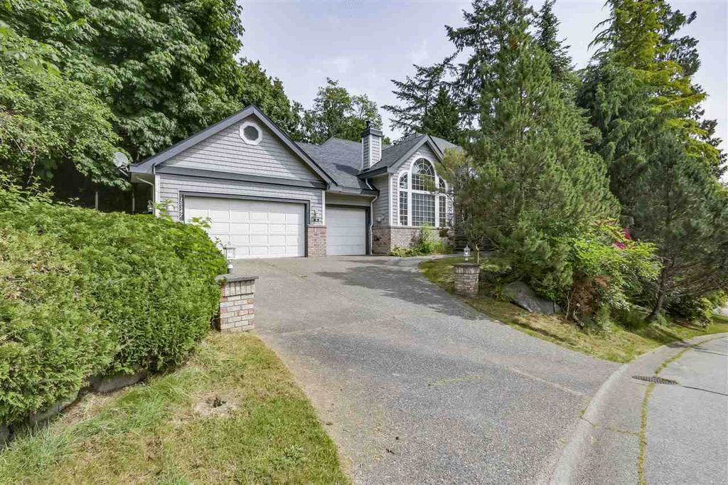 listing image 1109358474587903717