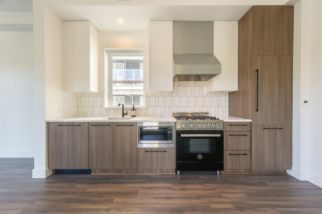 listing image 1104746006061433592