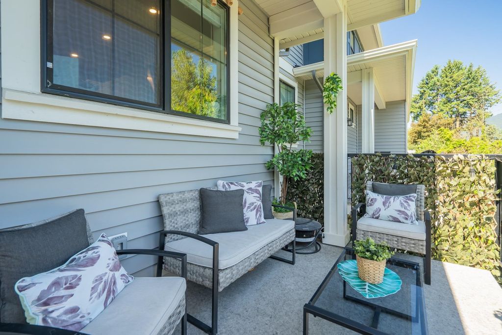 listing image 1101584140084955836