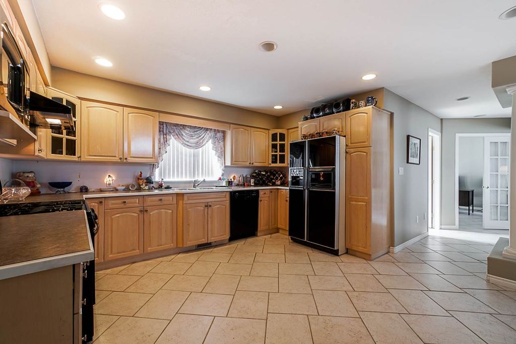 listing image 1102331267275592409