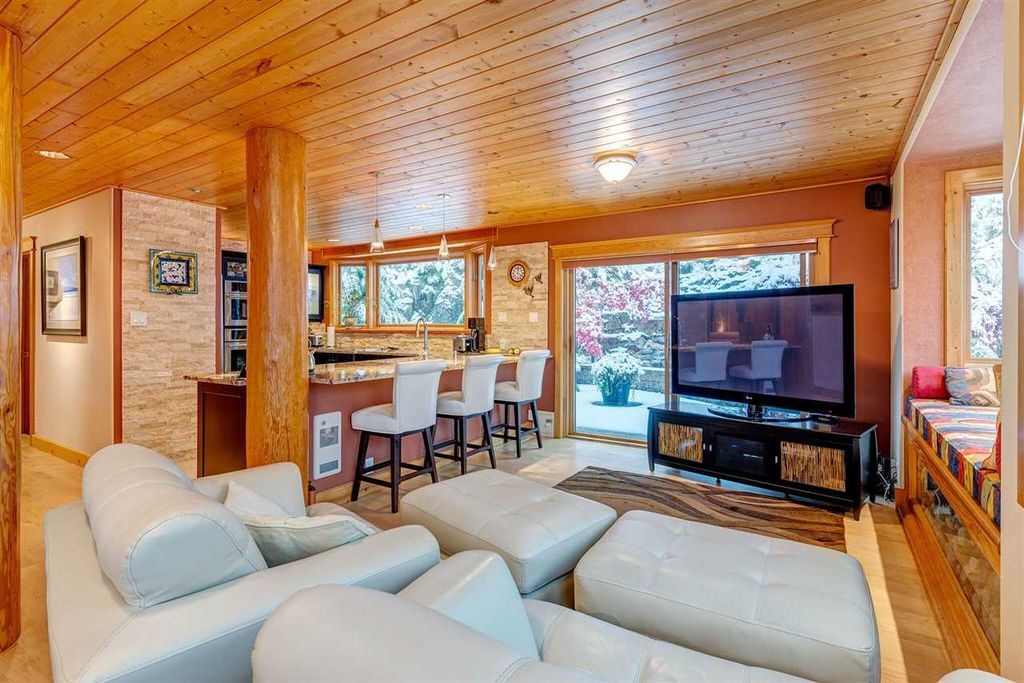 listing image 1102166200293701935