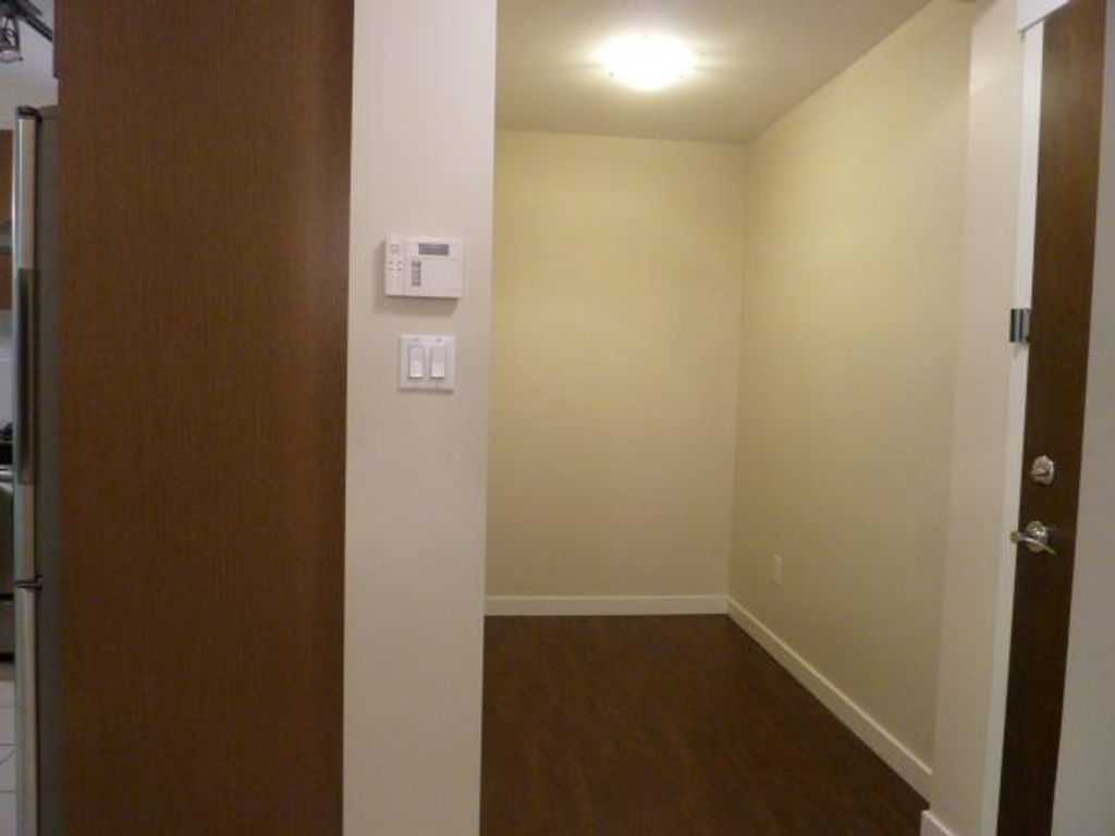 listing image 1100407134817856211