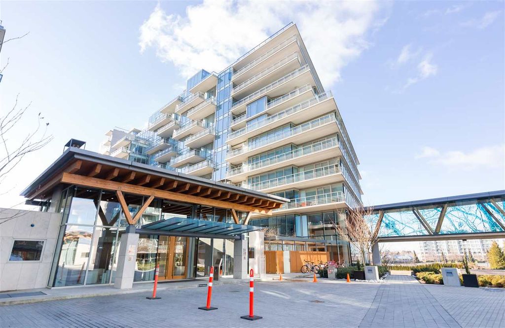 listing image 1100749930321360902