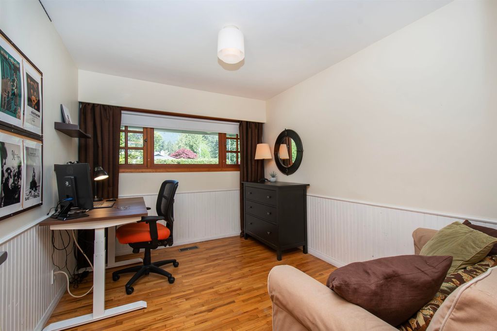 listing image 1109107428709202765