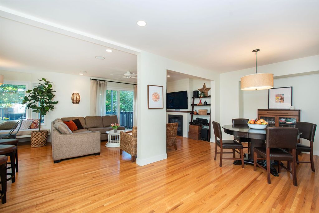 listing image 1102856885467572338