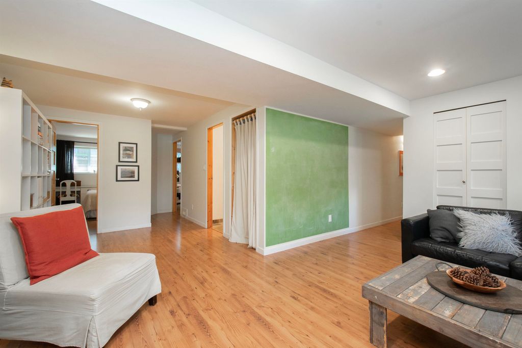 listing image 1108040767974647522