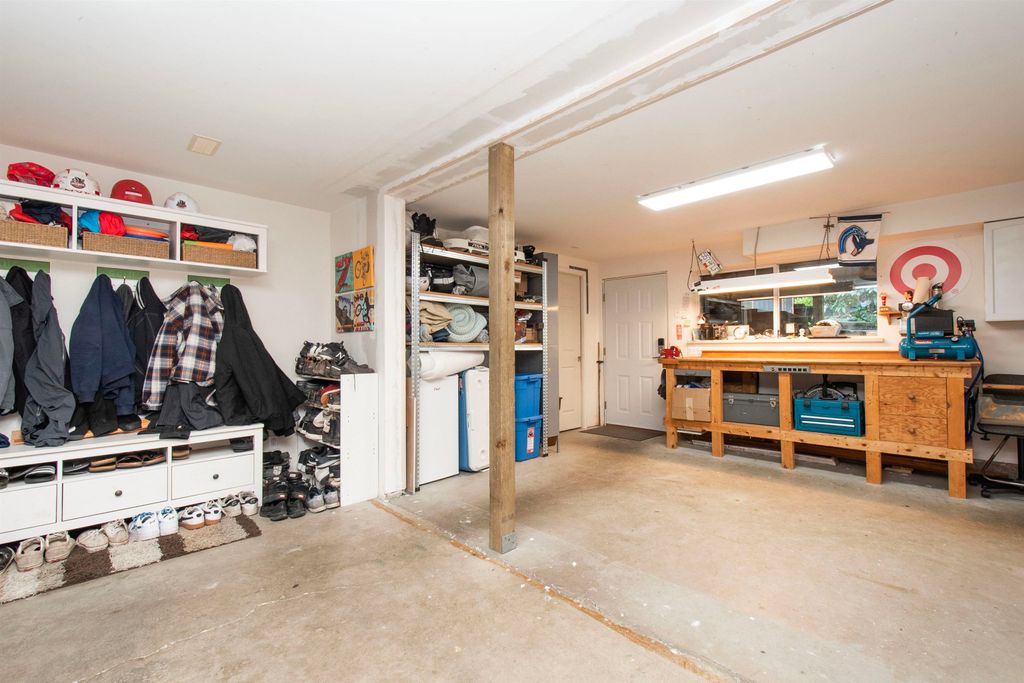 listing image 1100894941469310828