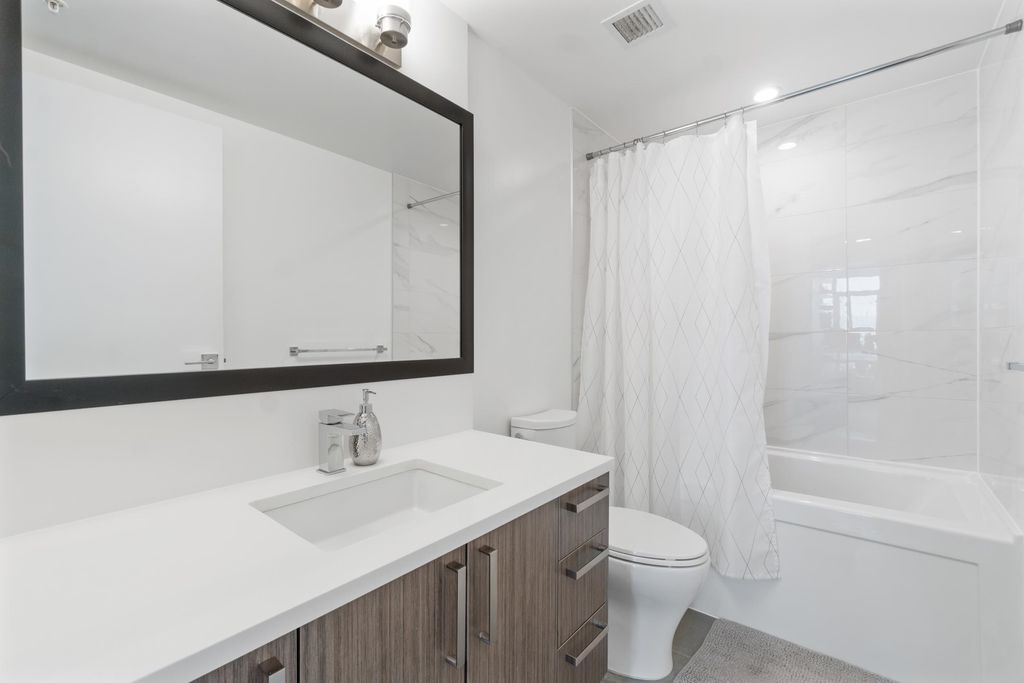 listing image 1103019539591877183