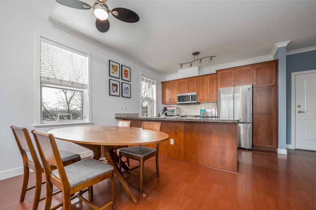 listing image 1105033993687489128
