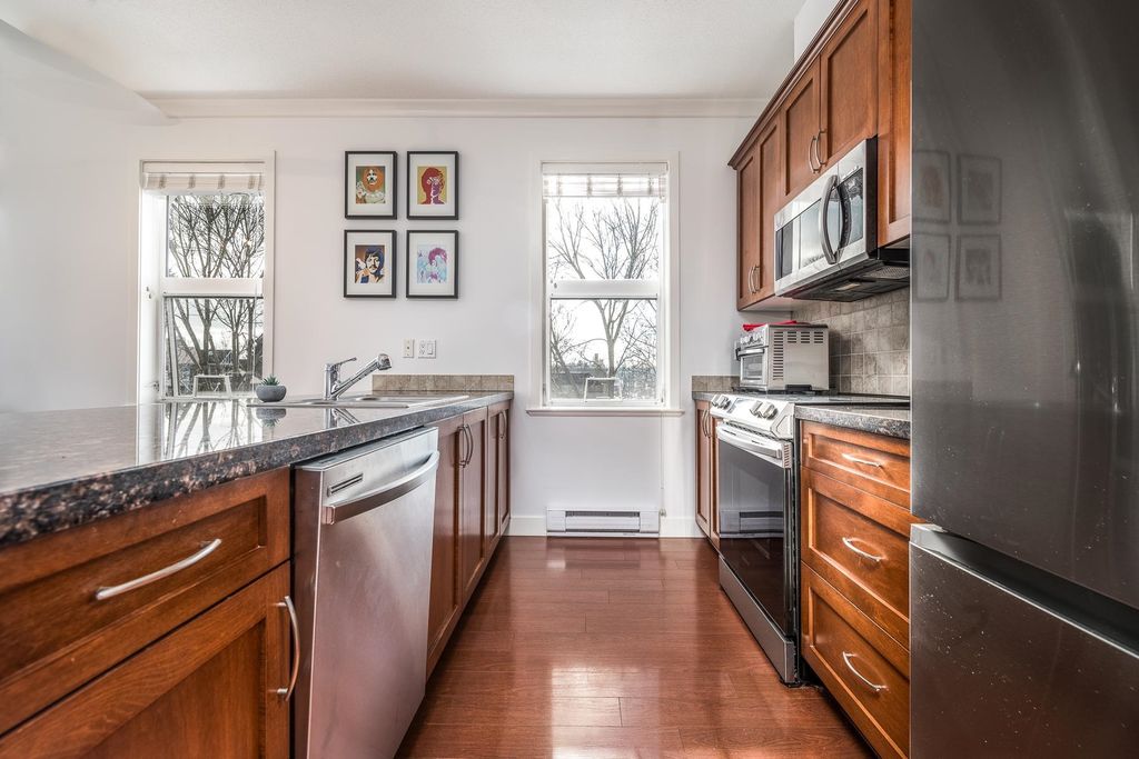 listing image 1105440778653521021