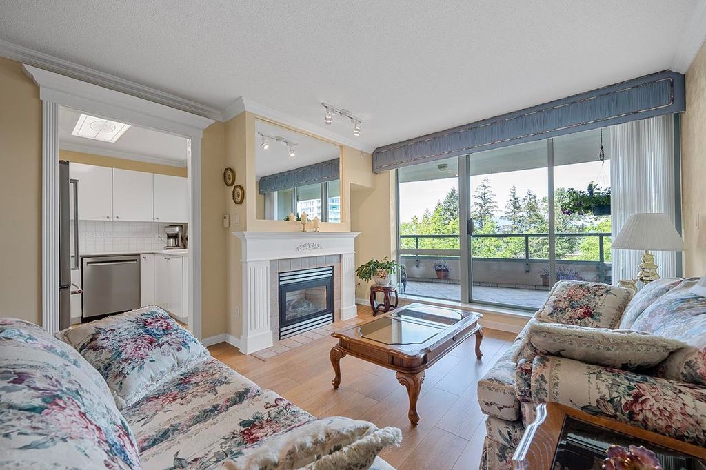 listing image 1103714182477234520