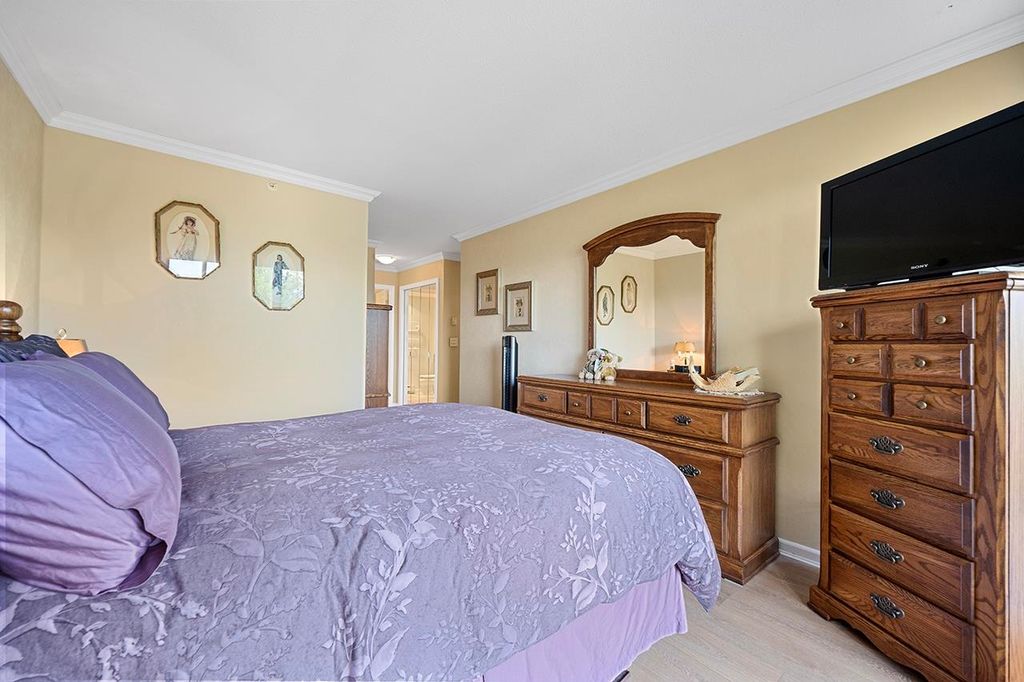 listing image 1109953642885097593