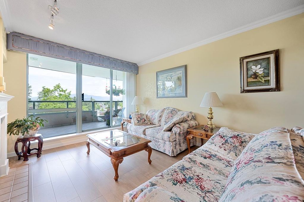 listing image 1106736300842453047