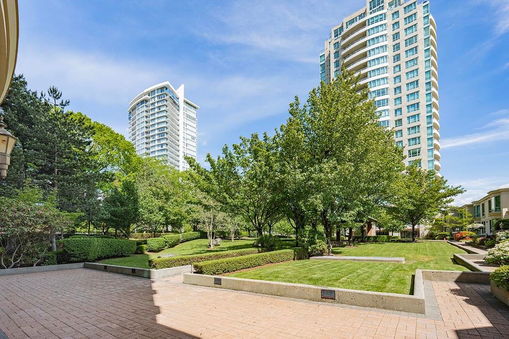 listing image 1103660993125702506