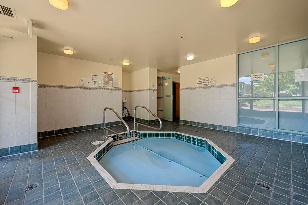 listing image 1100030642172842719