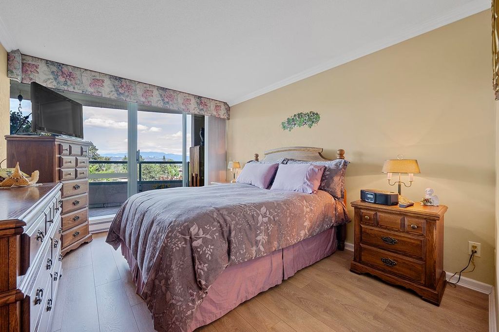listing image 1106195805600315574