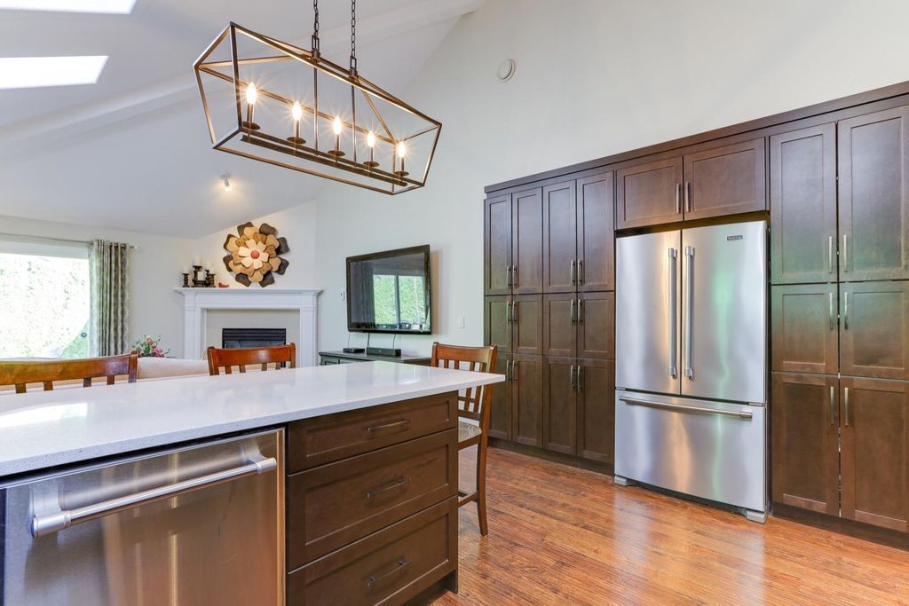 listing image 1109824507551104919