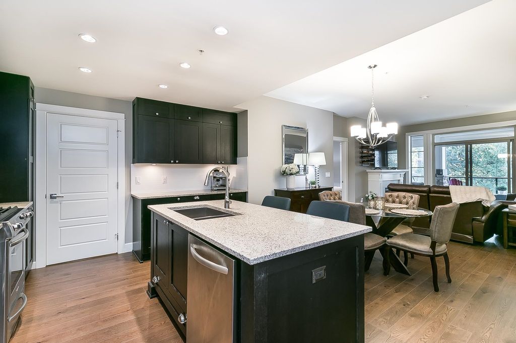 listing image 1107981105221425556