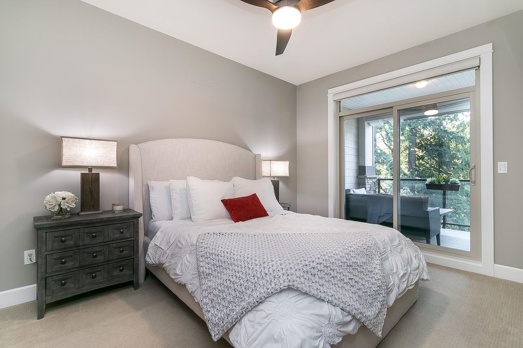 listing image 1105720580462903689