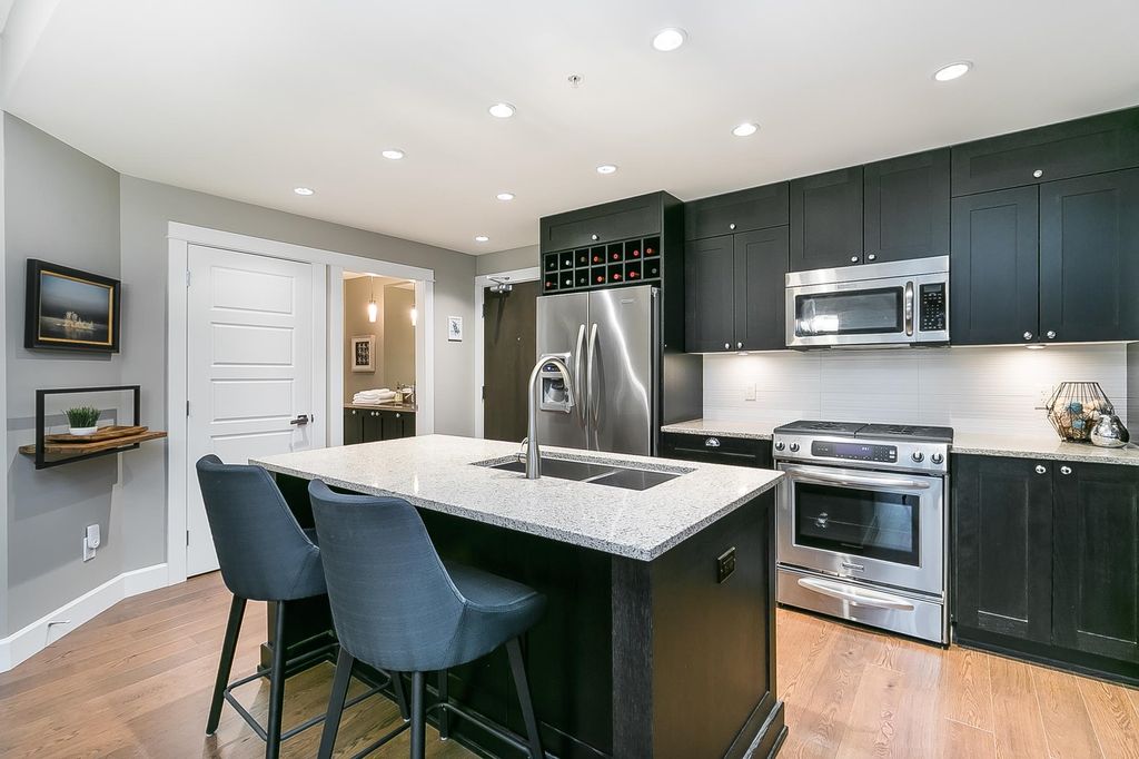 listing image 1102207119739315559