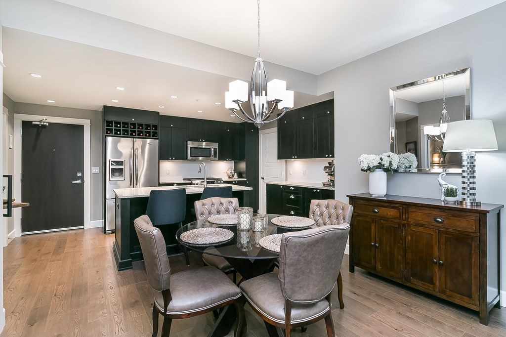 listing image 1109032691162722491