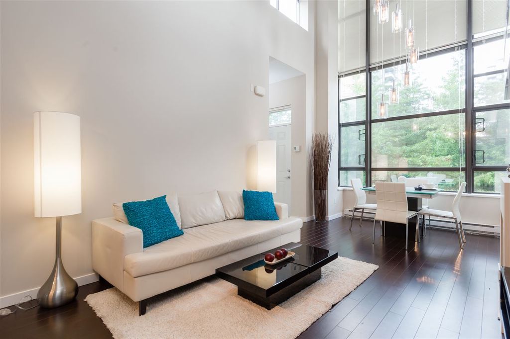 listing image 1108246780502184925