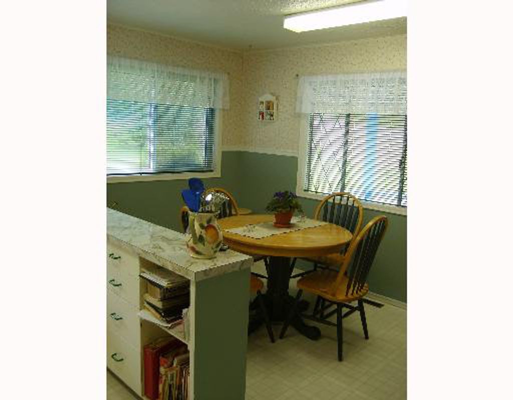 listing image 1102716520559474587