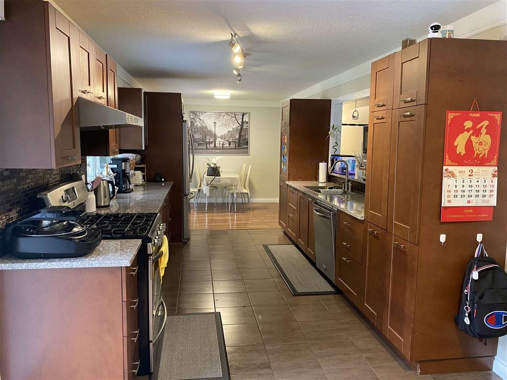 listing image 1108515311492651021
